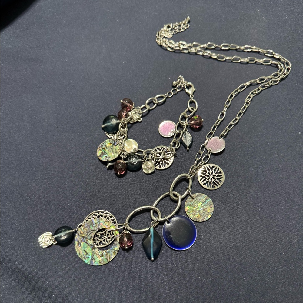 Lia Sophia necklace and bracelet set